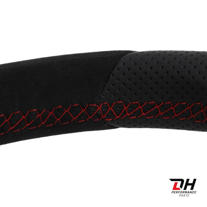 Volkswagen Golf 7 / 7.5 Sportstuur – Alcantara & Geperforeerd Leder – Rode Stitching & 12u Markering